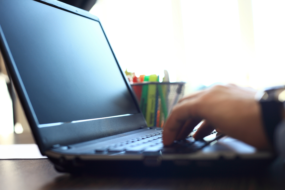 ¿En qué consiste un delito contra la propiedad intelectual?